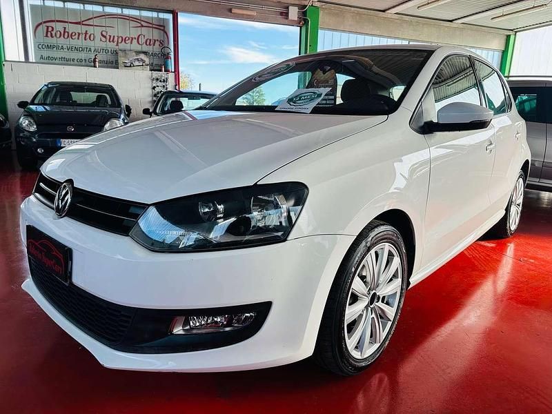 Bianco Usata 2011 VW Polo Highline Tre volumi | 4800 € (Cara) - Immagine 1/4