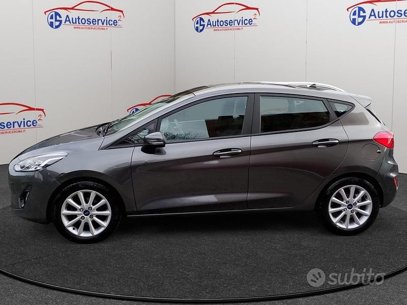 Usata Ford Fiesta Titanium 86 CV (63 kW) 2019 Grigio Berlina