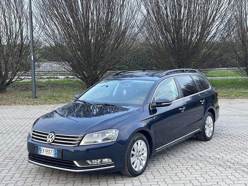 Usata VW Passat Comfortline 140 CV (102 kW) 2011 Other Station wagon