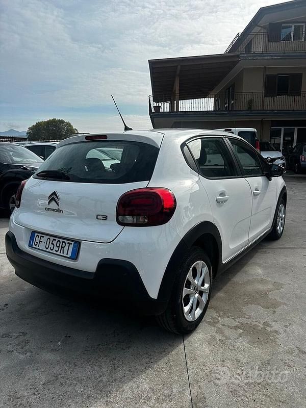 Usata Citroën C3 Shine 102 CV (75 kW) 2021 Bianco Berlina
