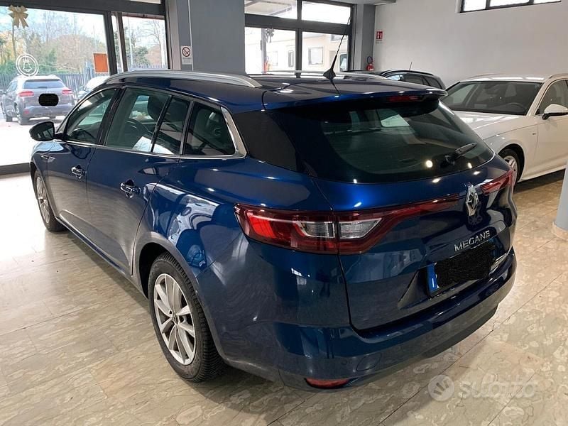 Usata Renault Mégane GrandTour Business 116 CV (85 kW) 2020 Blu Station wagon