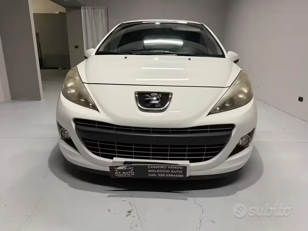 Usata Peugeot 207 GTi 174 CV (127 kW) 2010 Bianco Coupé