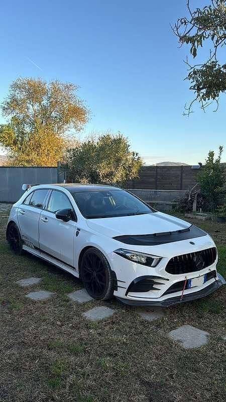 Bianco Usata 2019 Mercedes A180 Executive Tre volumi | 22.000 € (Buon prezzo) - Immagine 1/4