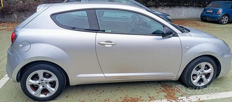 Begagnad Alfa Romeo MiTo Super 95 HK (69 kW) 2018 Grå Halvkombi