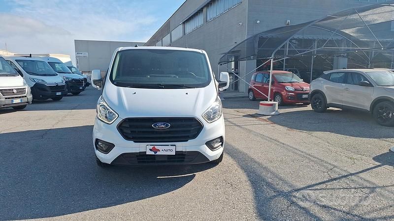 Usata Ford Transit Custom Trend 130 CV (95 kW) 2023 Bianco Berlina