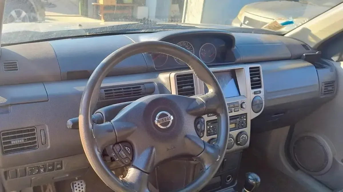 Usata Nissan X-Trail 136 CV (100 kW) 2006 Nero SUV