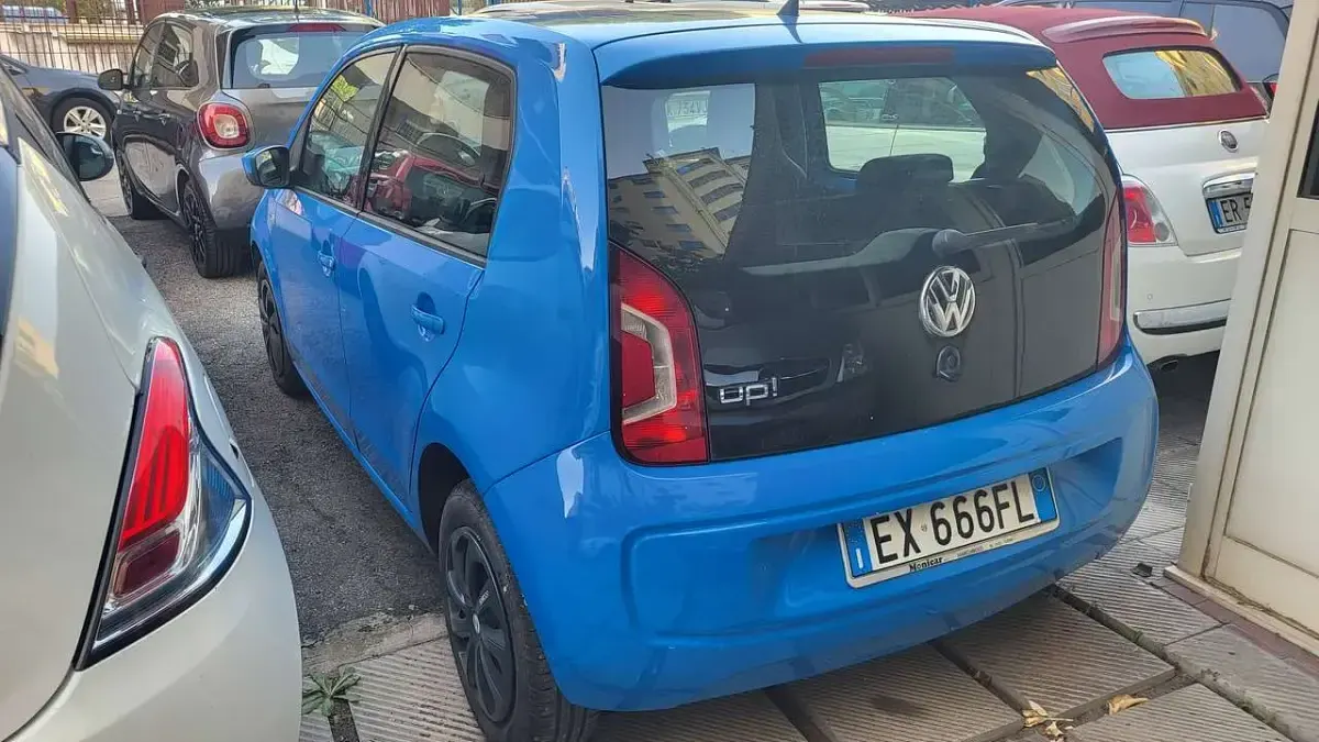 Usata VW up! Move 60 CV (44 kW) 2014 Blu/azzurro Utilitaria
