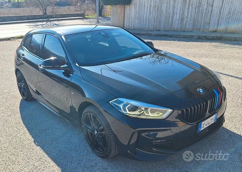 Usata BMW 116 M Sport 116 CV (85 kW) 2021 Nero Utilitaria