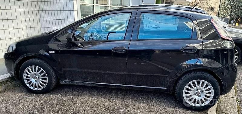 Usata Fiat Punto 2014 Nero Utilitaria