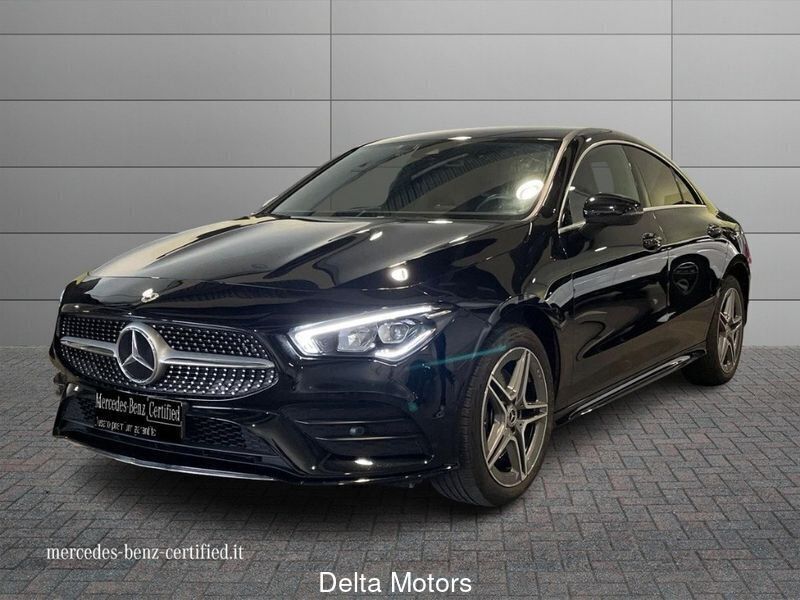 Vernice nero cosmo Usata 2023 Mercedes E250 Premium Coupé | 32.300 € - Immagine 1/4