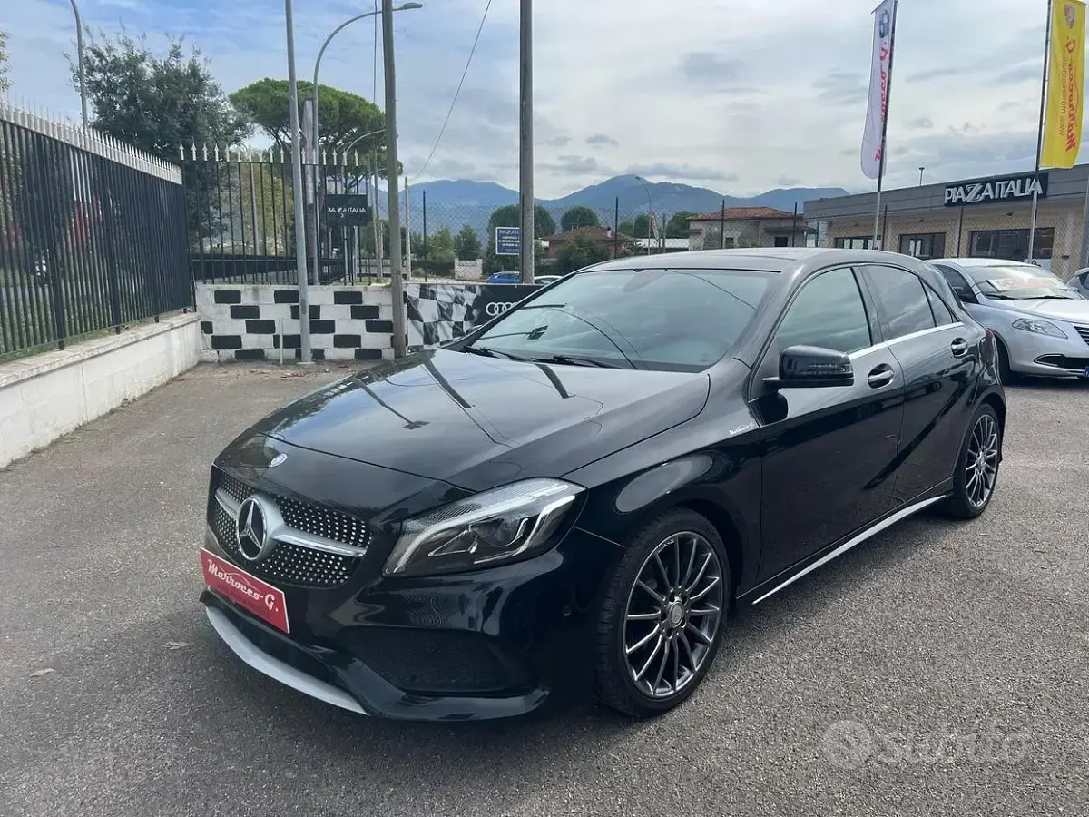 Usata Mercedes A220 Premium 136 CV (100 kW) 2016 Nero Utilitaria