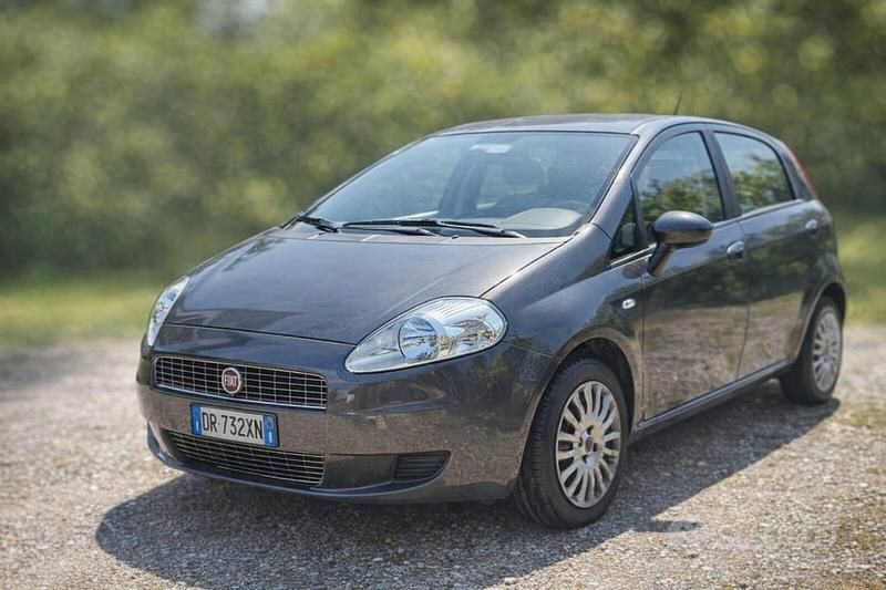 Usata Fiat Grande Punto Active 2008 Grigio Utilitaria