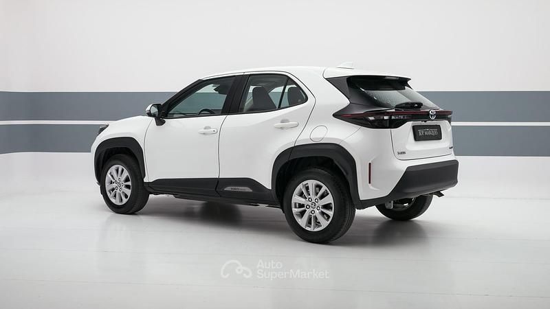 Usata Toyota Yaris Cross Active 92 CV (67 kW) 2022 Bianco SUV