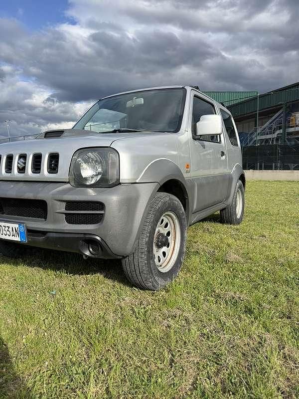 Usata Suzuki Jimny 86 CV (63 kW) 2007 SUV