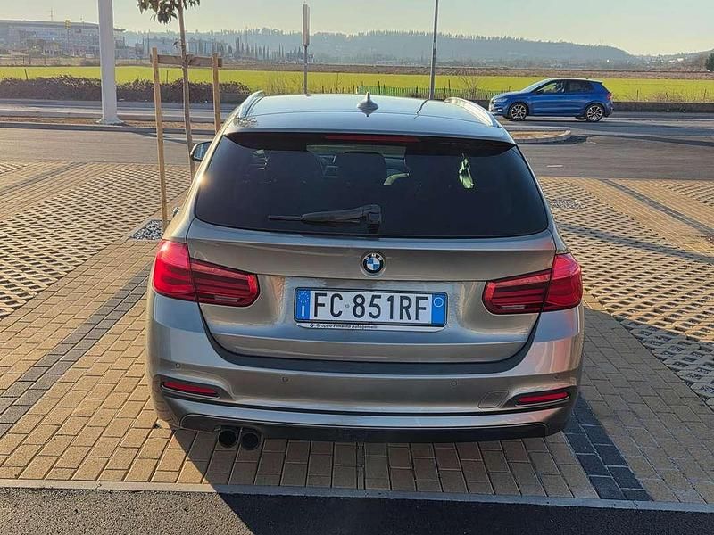 Usata BMW 320 190 CV (139 kW) 2016 Grigio Station wagon