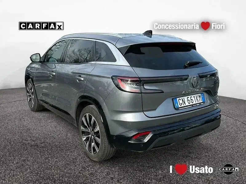 Usata Renault Austral Techno 199 CV (146 kW) 2023 Grigio SUV