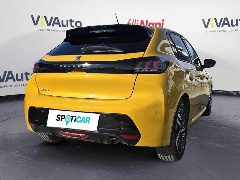 Usata Peugeot 208 Allure 101 CV (74 kW) 2023 Giallo Utilitaria