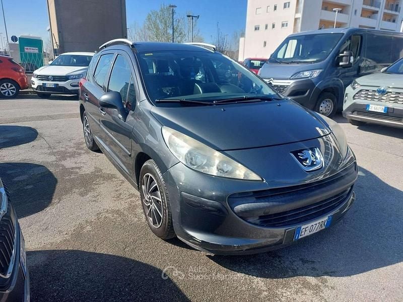 Usata Peugeot 207 73 CV (53 kW) 2011 Gray Station wagon