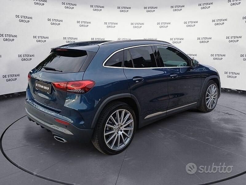 Usata Mercedes GLA200 150 CV (110 kW) 2023 Blu SUV