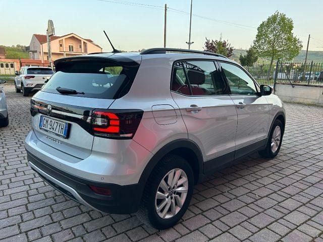 Usata VW T-Cross Life 95 CV (69 kW) 2023 Argento SUV