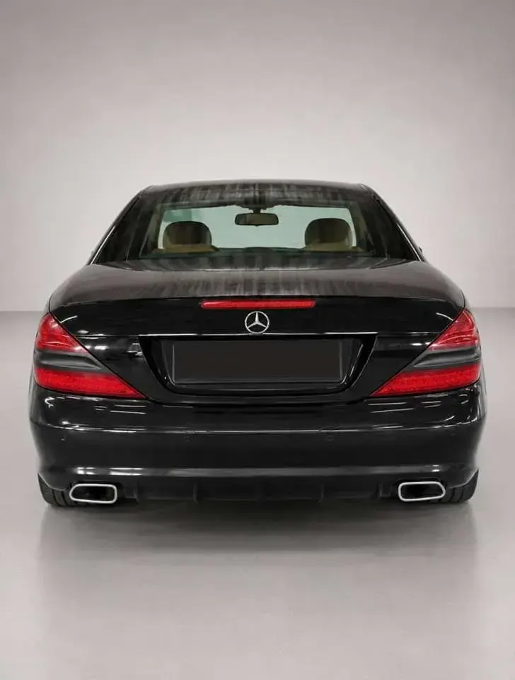 Usata Mercedes SL350 315 CV (231 kW) 2011 Nero Cabrio