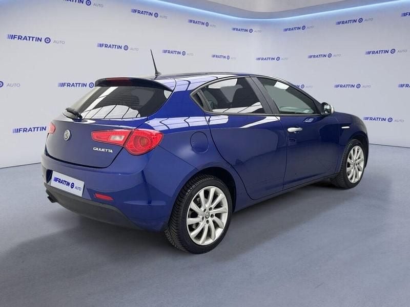 Gebraucht Alfa Romeo Giulietta Super 120 PS (88 kW) 2018 Blau Kleinwagen