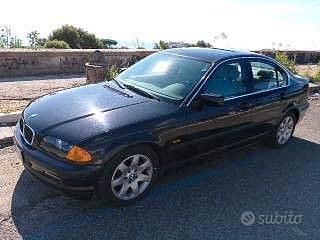 Usata BMW 318 118 CV (86 kW) 1998 Nero Berlina