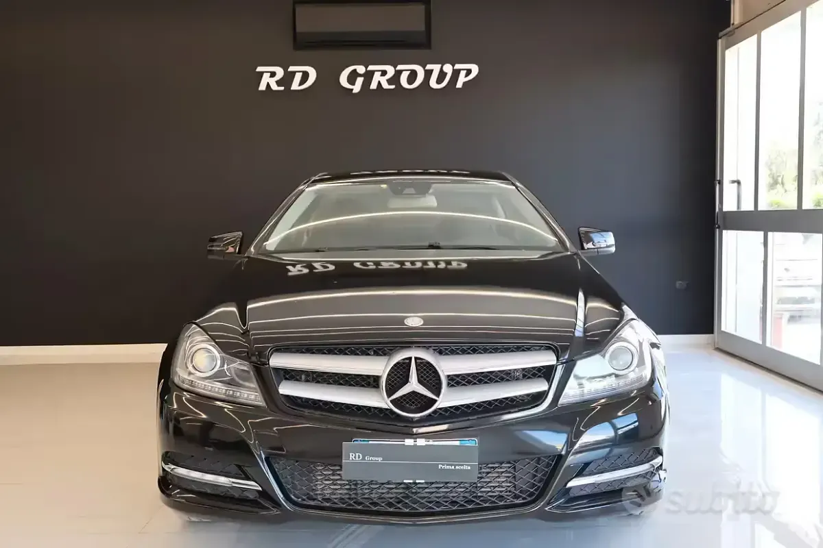 Usata Mercedes C220 Avantgarde 170 CV (125 kW) 2011 Nero Coupé