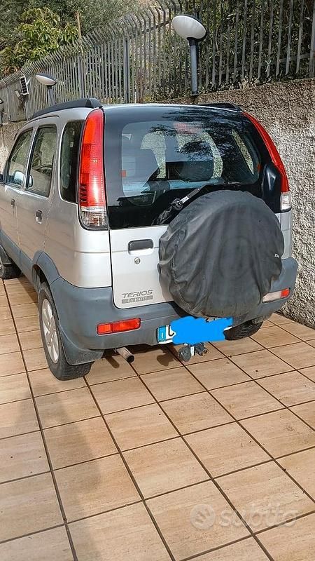 Usata Daihatsu Terios 2006 Grigio SUV