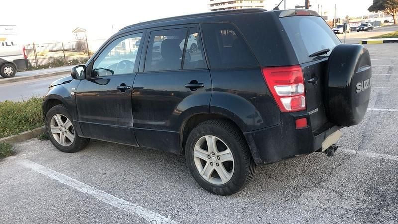 Usata Suzuki Grand Vitara 129 CV (94 kW) 2006 Nero SUV
