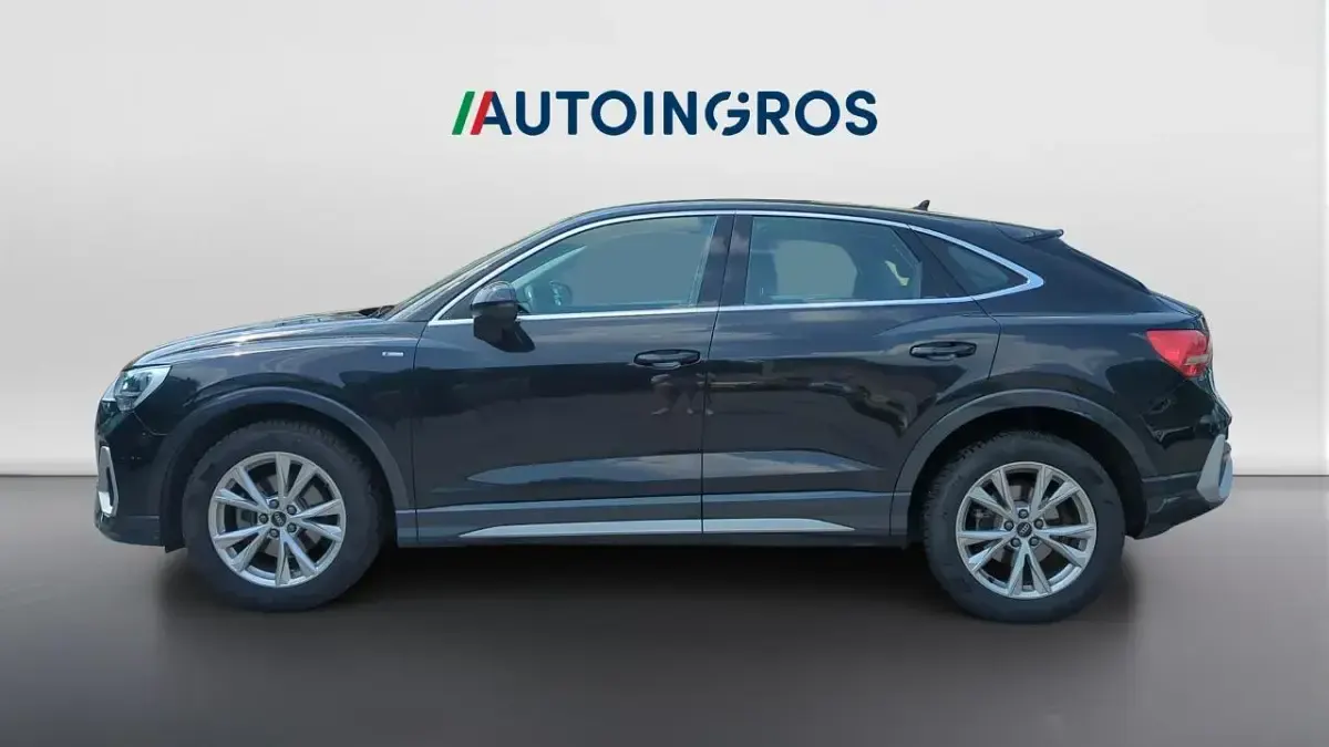 Usata Audi Q3 Sportback S-Line 150 CV (110 kW) 2022 Nero SUV