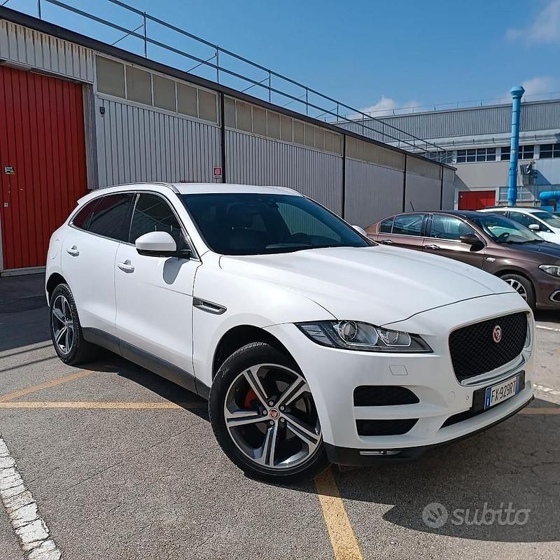Usata Jaguar F-Pace Prestige 180 CV (132 kW) 2018 Bianco SUV