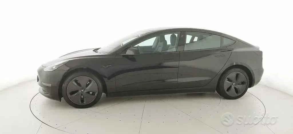 Usata Tesla Model 3 152 kW (208 CV) 2022 Nero Berlina