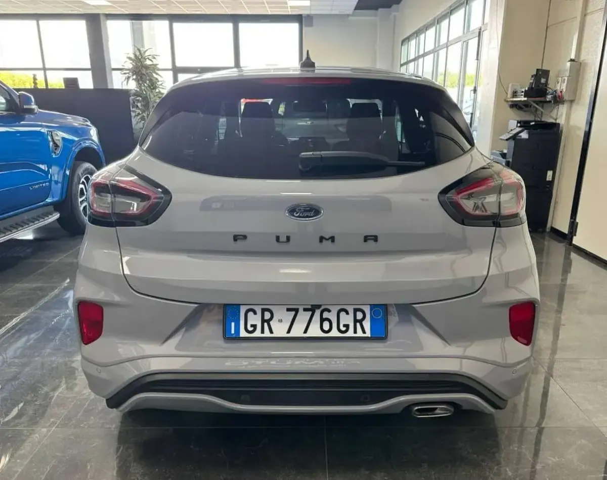 Usata Ford Puma ST-Line 125 CV (91 kW) 2023 Grey matter SUV