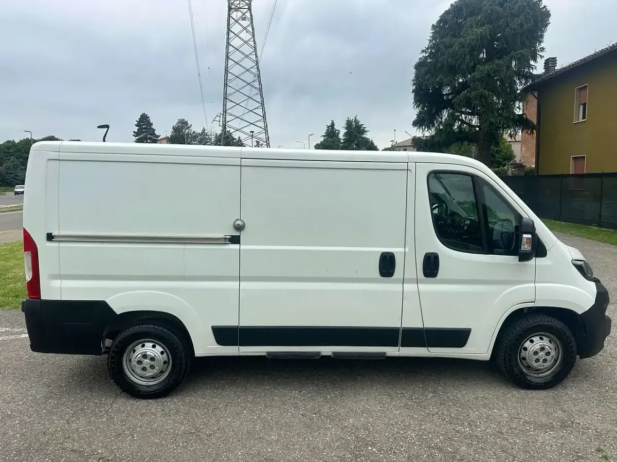 Usata Peugeot Boxer 140 CV (102 kW) 2019 Bianco Furgone