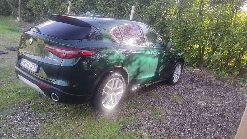 Usata Alfa Romeo Stelvio Executive 209 CV (153 kW) 2019 SUV