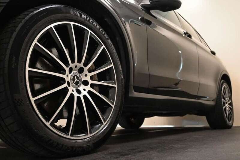 Usata Mercedes GLC300e Premium 194 CV (142 kW) 2021 Nero SUV