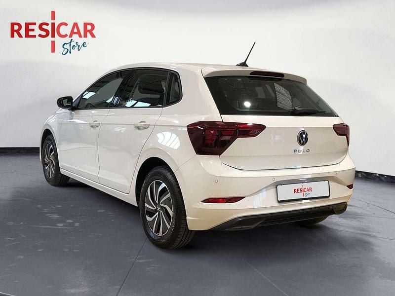Usata VW Polo Life 95 CV (69 kW) 2022 Bianco pastello Berlina