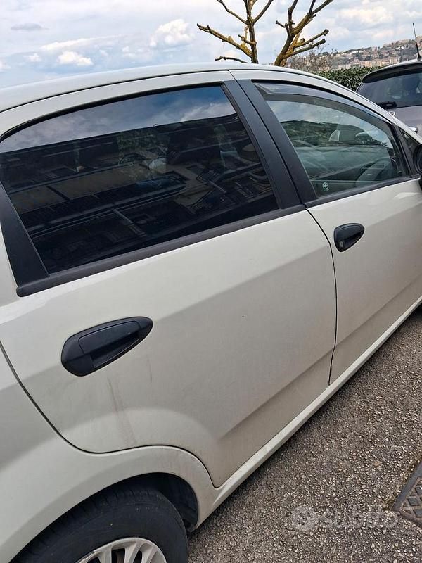 Usata Fiat Grande Punto 65 CV (47 kW) 2012 Bianco Utilitaria