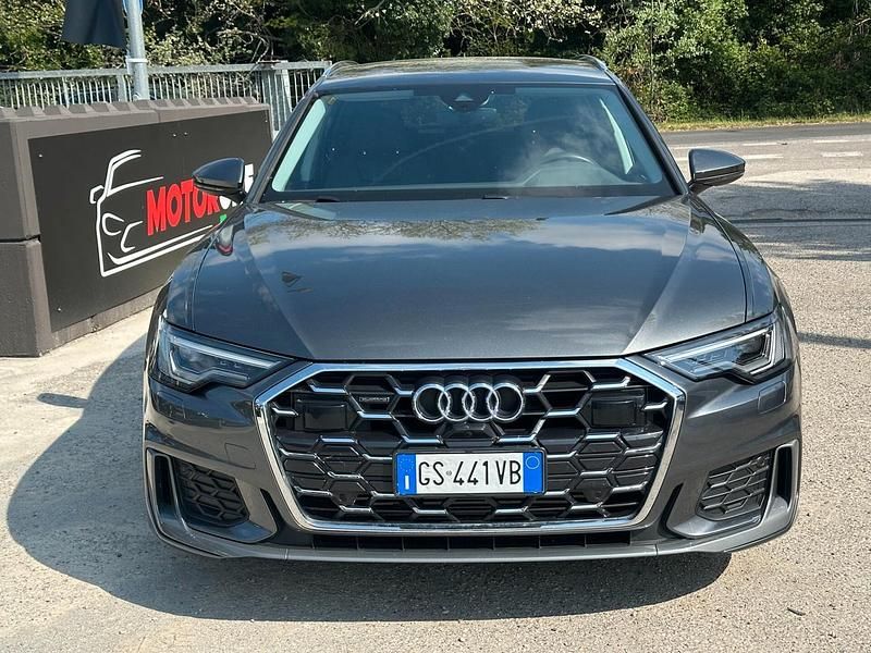 Usata Audi A6 S-Line 265 CV (194 kW) 2024 Grigio Station wagon