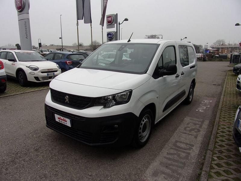 Usata Peugeot Partner 102 CV (75 kW) 2022 Bianco Monovolume