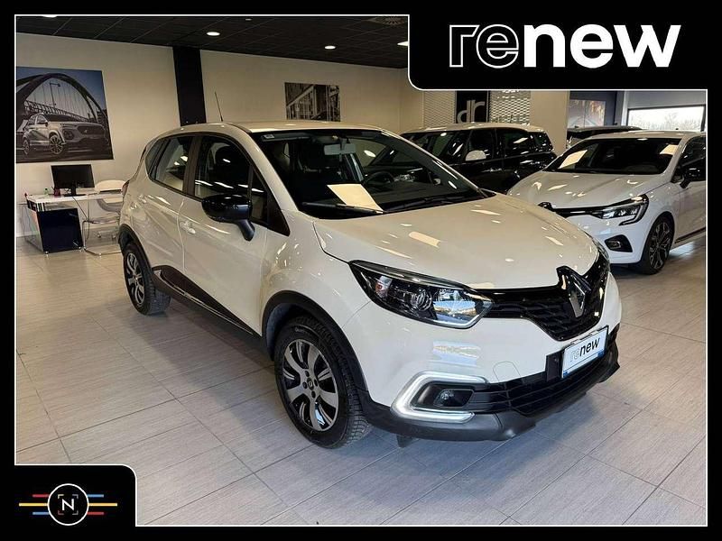 Usata Renault Captur Life 90 CV (66 kW) 2017 Beige SUV