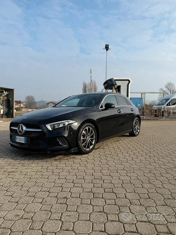 Usata Mercedes A180 2018 Nero Utilitaria
