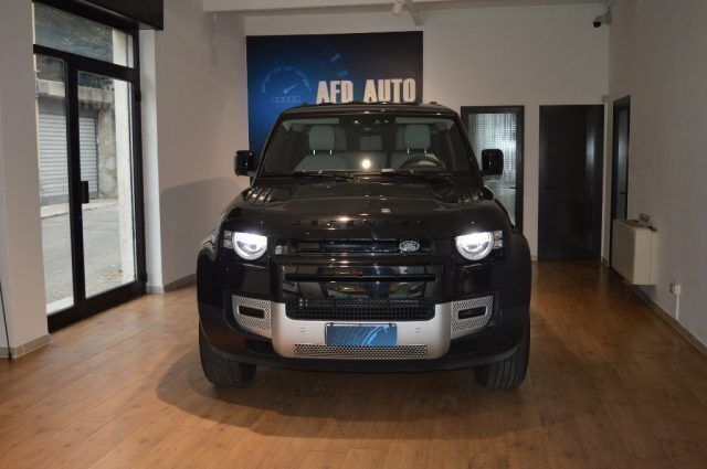 Nero Usata 2021 Land Rover Defender SE Dynamic SUV | 52.000 € (Super prezzo) - Immagine 1/4