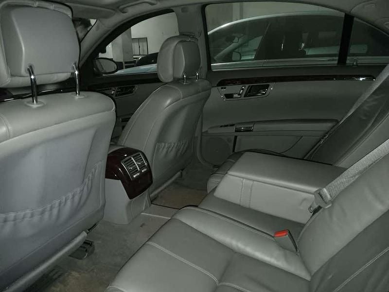 Usata Mercedes S500 387 CV (284 kW) 2008 Grigio Berlina