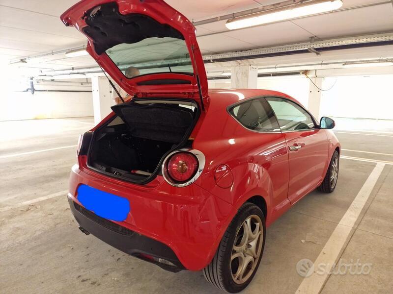 Usato 2009 Alfa Romeo MiTo 1.6 Diesel 120 CV (5.300 €)