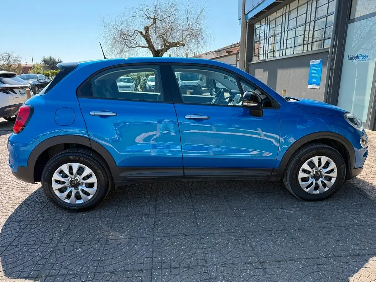 Usata Fiat 130 Sport 130 CV (95 kW) 2023 Blu SUV