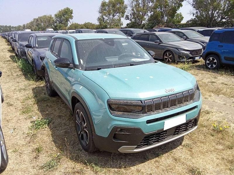 Verde Usata 2024 Jeep Avenger EV Summit SUV | 23.900 € - Immagine 1/4
