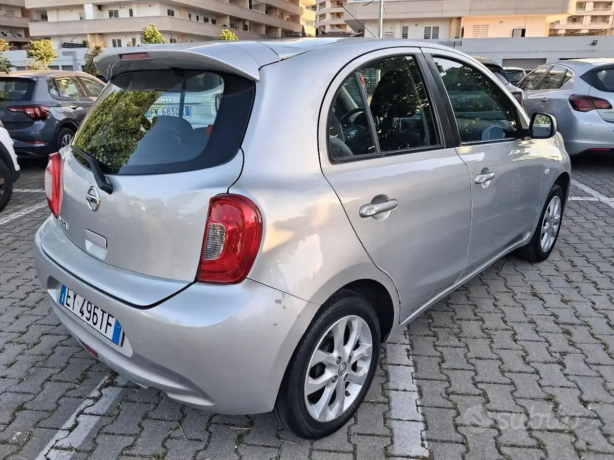 Usata Nissan Micra Acenta 80 CV (58 kW) 2015 Grigio Utilitaria