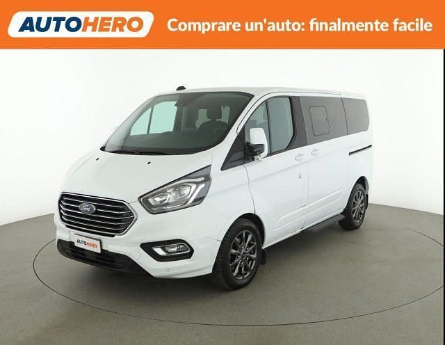 Usata Ford Tourneo Titanium 169 CV (124 kW) 2023 Bianco Monovolume